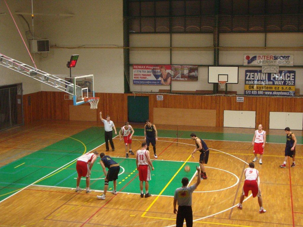 130215 BK Spartak - BK Val. Meziříčí
