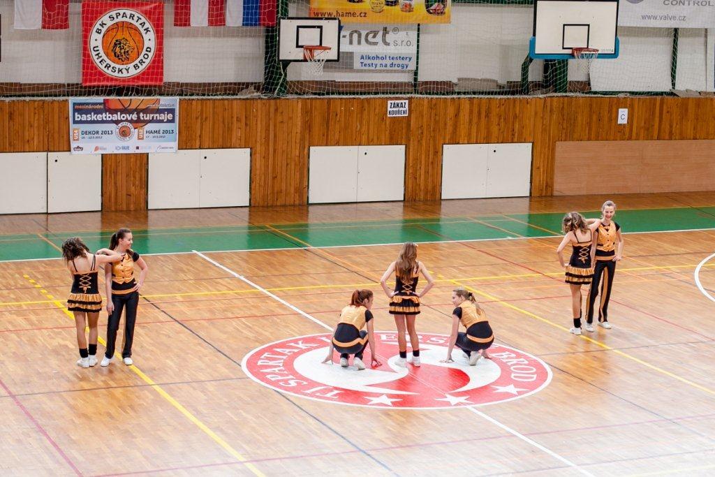 130510 TURNAJ U14 DEKOR 2013 ZAHÁJENÍ - ERÖFFNUNG