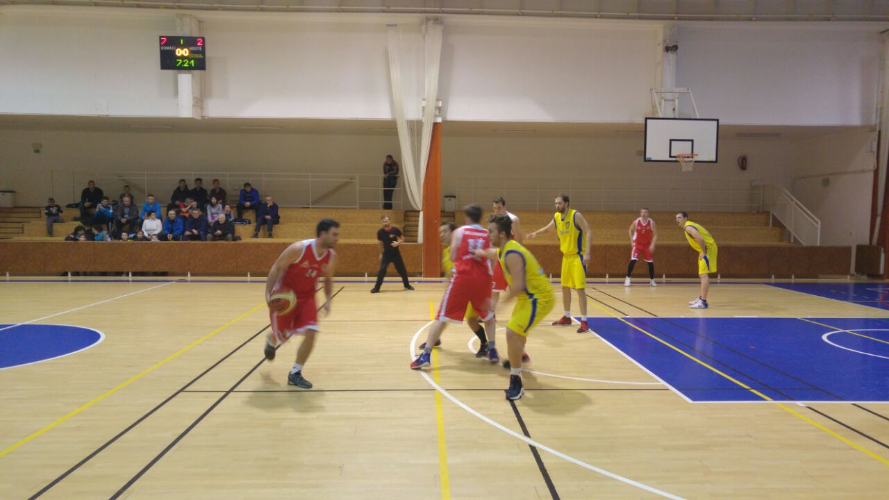 170219 BVK Holice, Tesla Pardubice - BK Spartak