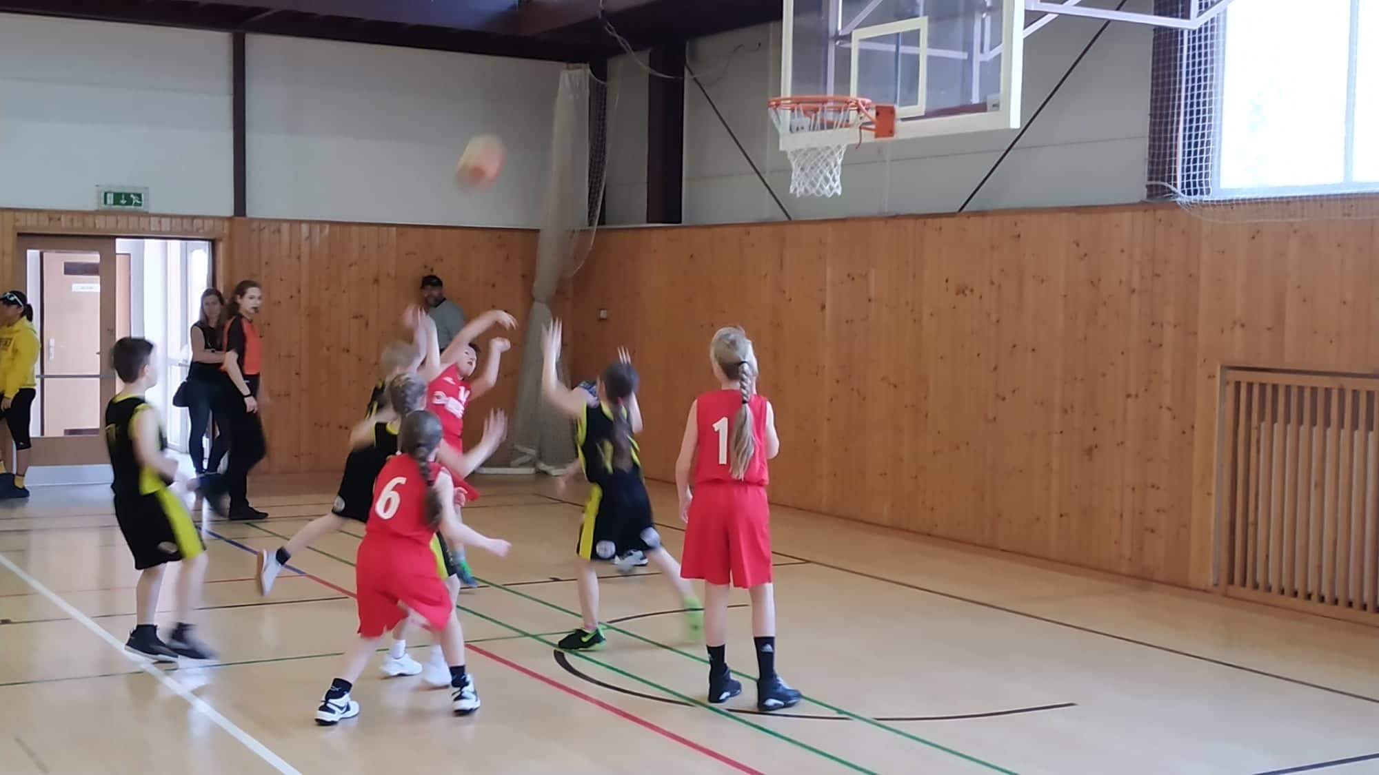 190324 Renocar Podolí, BC Vysočina - BK Spartak